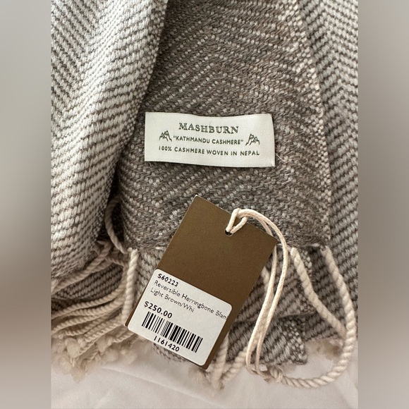NWT MASHBURN cashmere throw - Picture 2 of 3